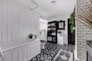 Photo 26- click for photo gallery